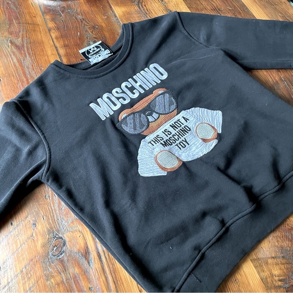 Authentic- MOSCHINO Teddy Bear Crewneck + Jogging Pants Set. - Picture 7 of 11